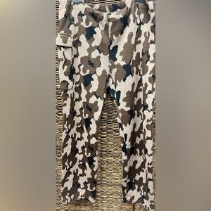 Bob Fratzke - Winona Camo‎ System, Camouflage Patterned Pants- Size: Medium